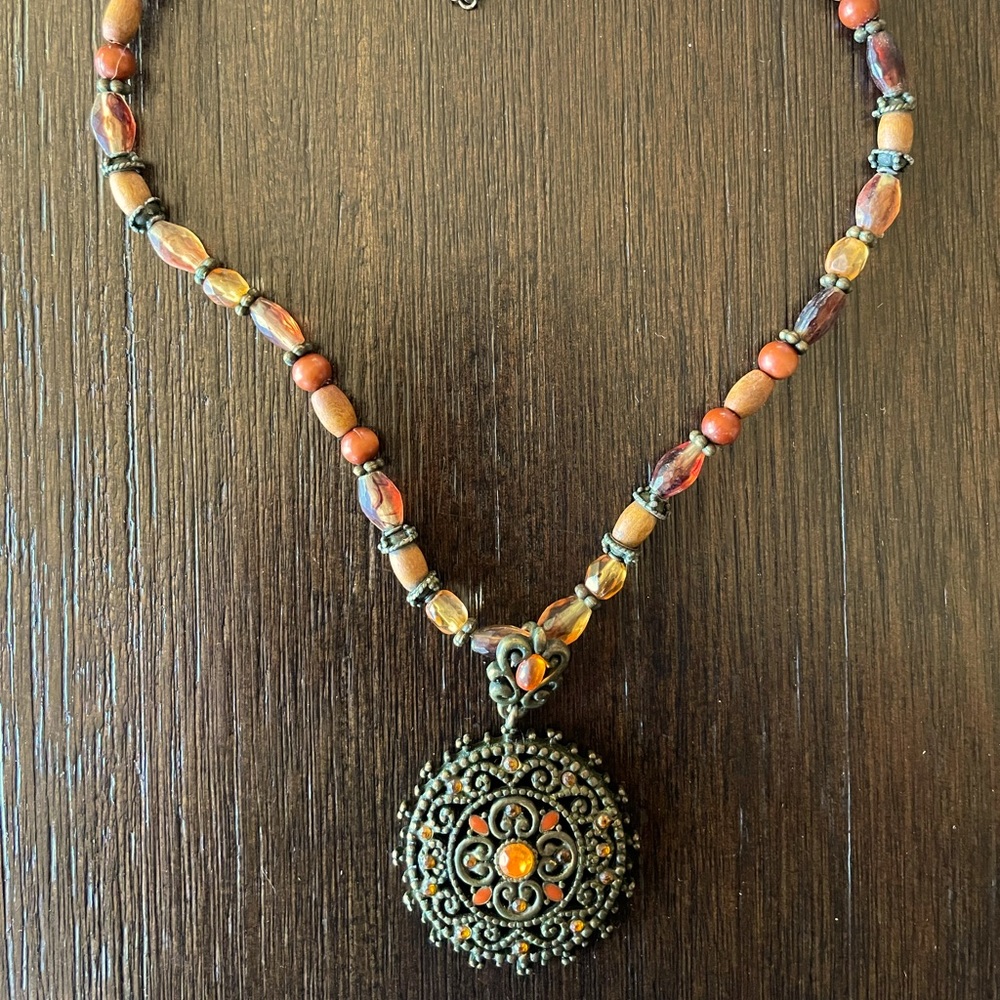 Beaded Choker necklace with medallion. Very pretty!!